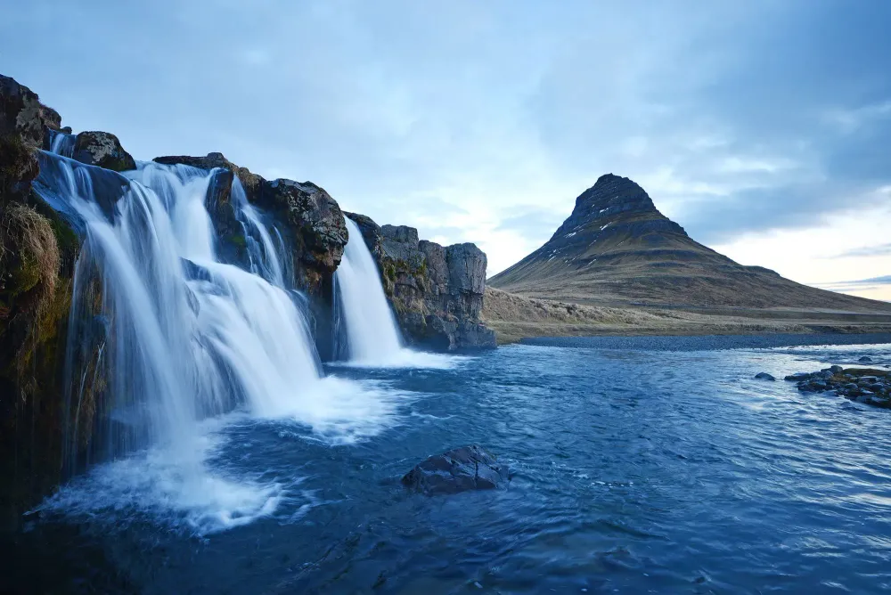The World's Most Beautiful Waterfalls